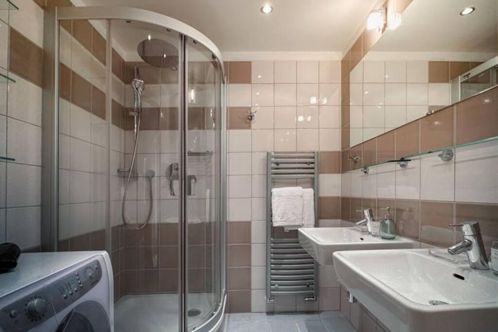 V Centru Deni Appartement Olomouc Buitenkant foto